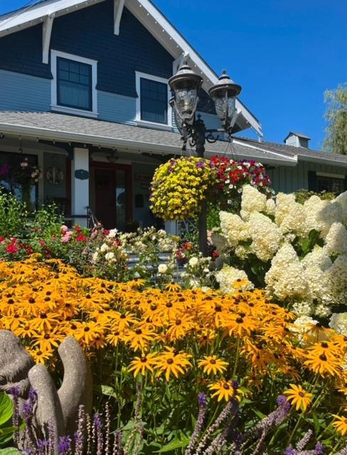 The Hazelhouse Bed & Breakfast Chilliwack Dış mekan fotoğraf