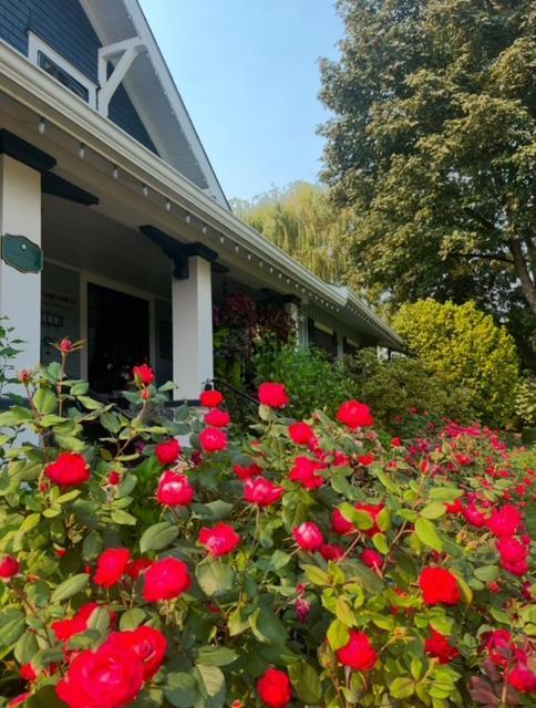 The Hazelhouse Bed & Breakfast Chilliwack Dış mekan fotoğraf